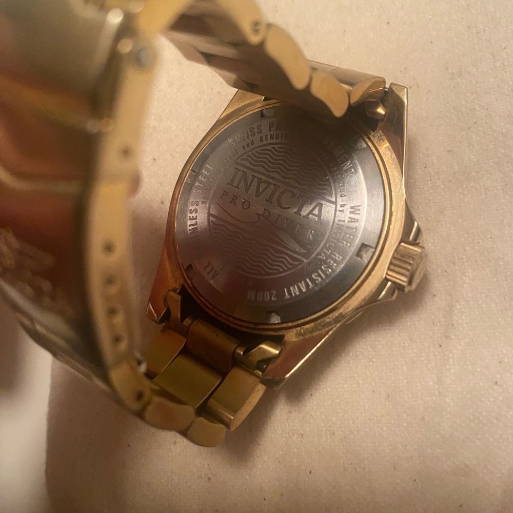 Invicta Pro Diver Watch - Picture 2 of 7